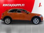 Audi Q3 2022 Oranssi