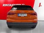 Audi Q3 2022 Oranssi