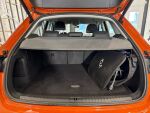 Audi Q3 2022 Oranssi