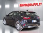 Kia Ceed 2022 Musta