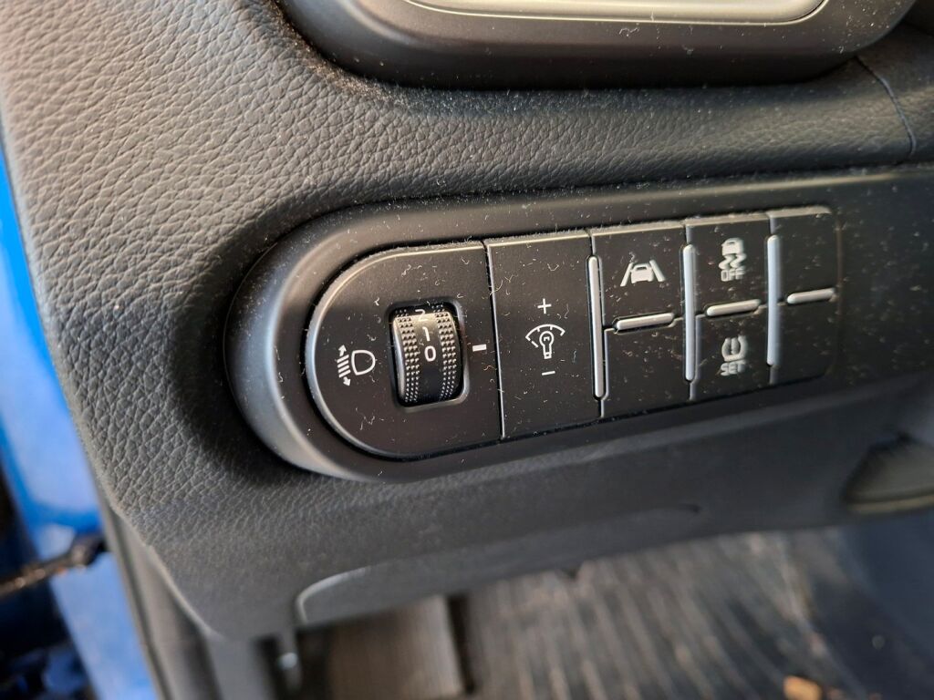 Kia Ceed 2022 Sininen