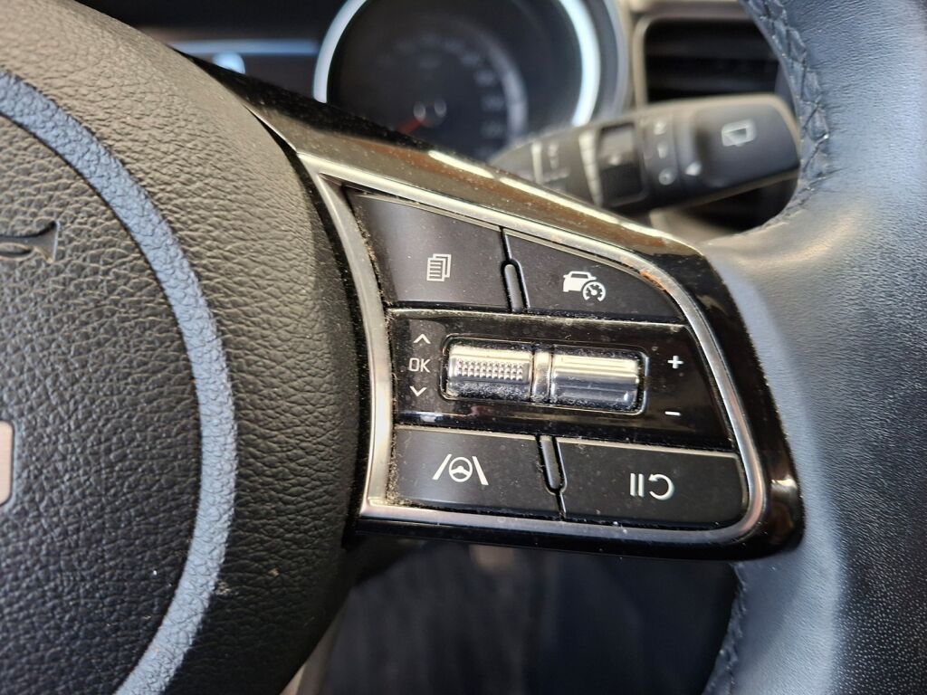 Kia Ceed 2022 Sininen
