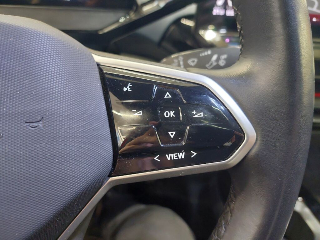 Volkswagen ID.5 2022 Punainen