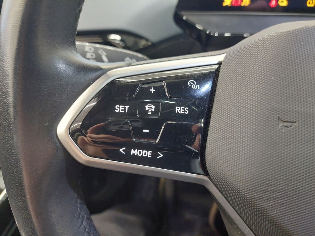 Volkswagen ID.5 2022 Punainen