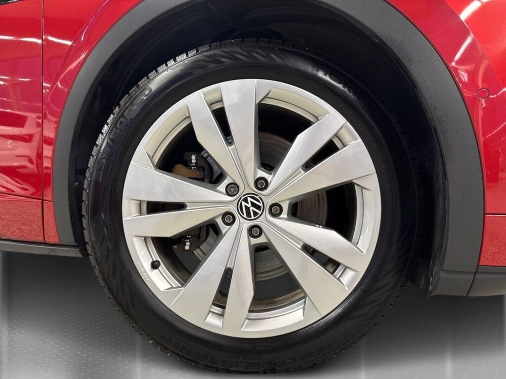 Volkswagen ID.5 2022 Punainen