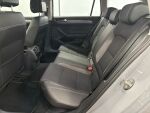 Volkswagen Passat 2022 Harmaa