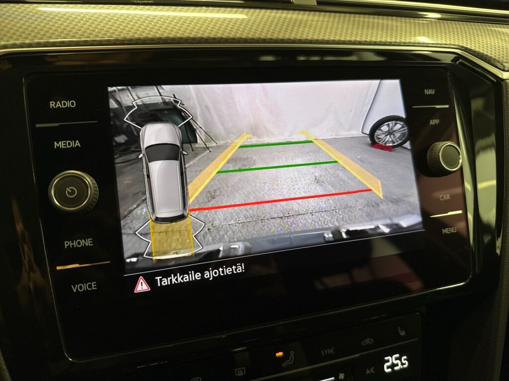 Volkswagen Passat 2022 Harmaa