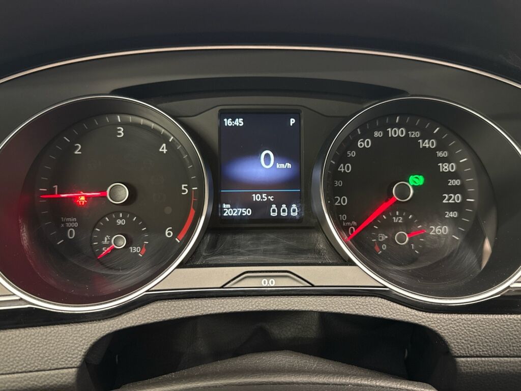 Volkswagen Passat 2022 Harmaa