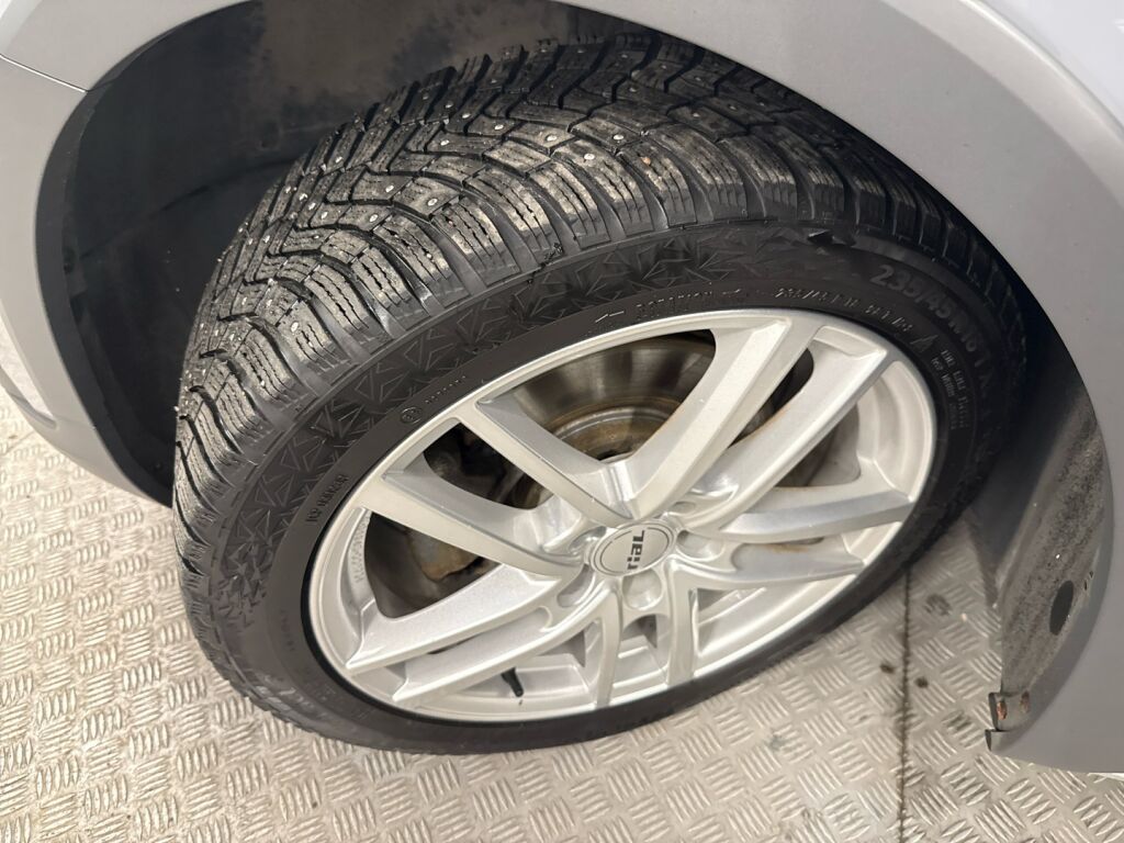 Volkswagen Passat 2022 Harmaa