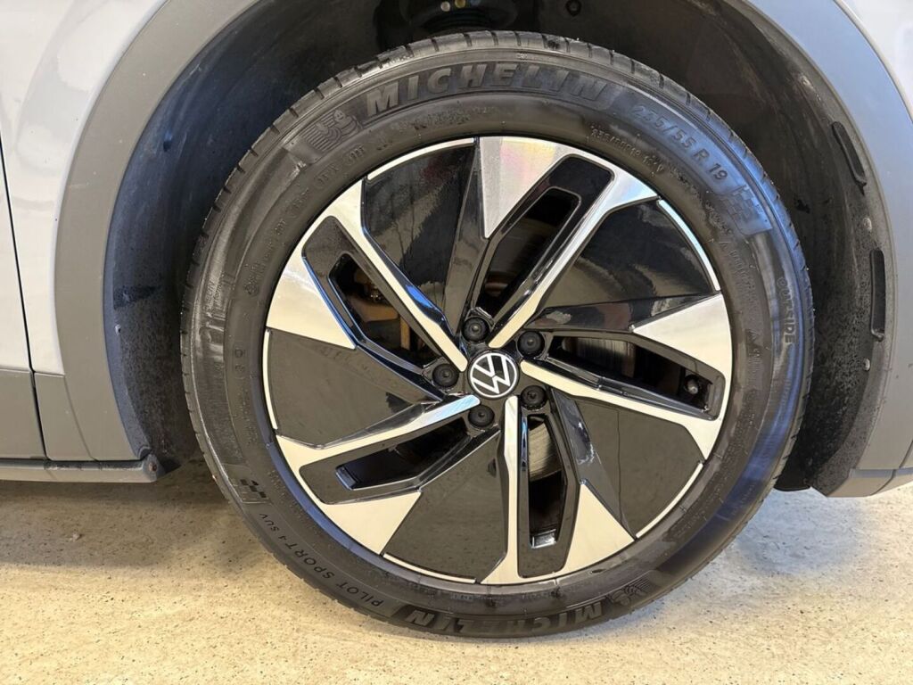 Volkswagen ID.4 2022 Harmaa