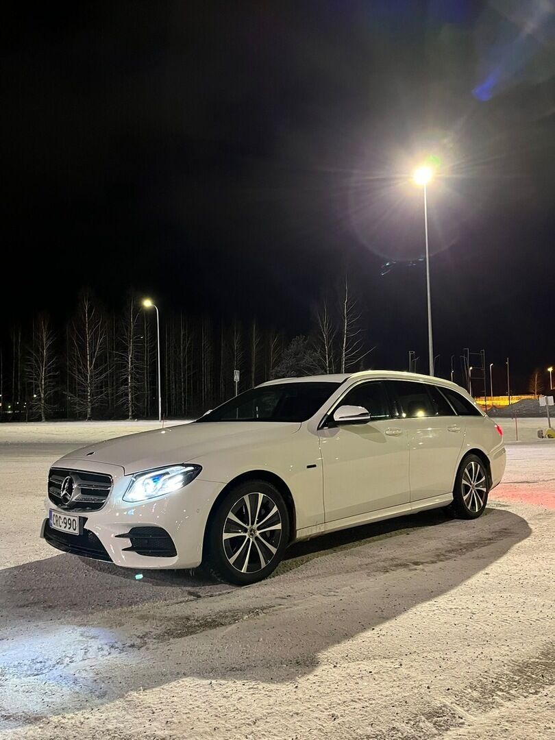 Mercedes-Benz E 2020 Valkoinen