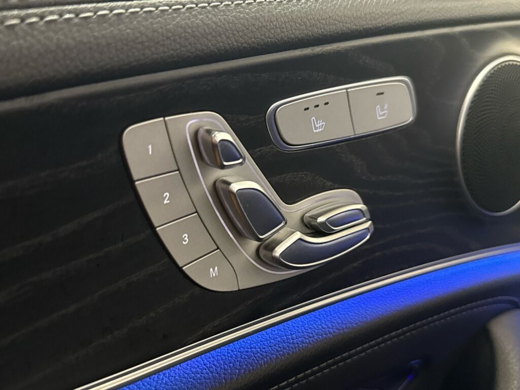 Mercedes-Benz E 2020 Valkoinen