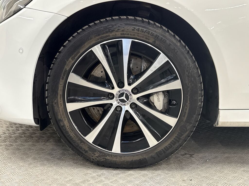 Mercedes-Benz E 2020 Valkoinen