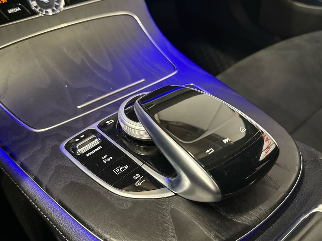 Mercedes-Benz E 2020 Valkoinen