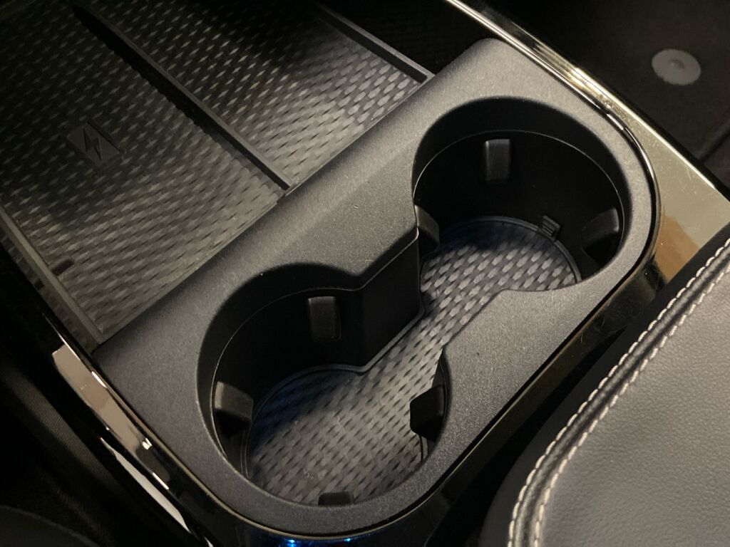 Ford MUSTANG MACH-E 2020 Punainen