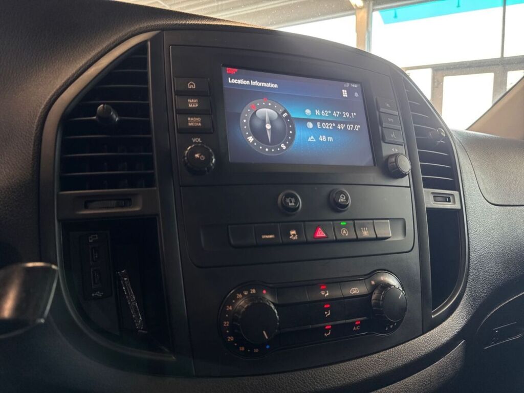 Mercedes-Benz Vito 2022 Valkoinen