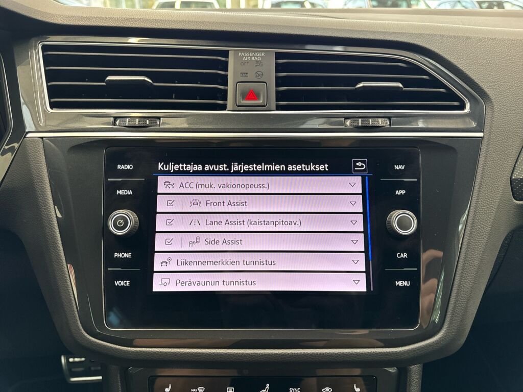 Volkswagen Tiguan 2022 Valkoinen