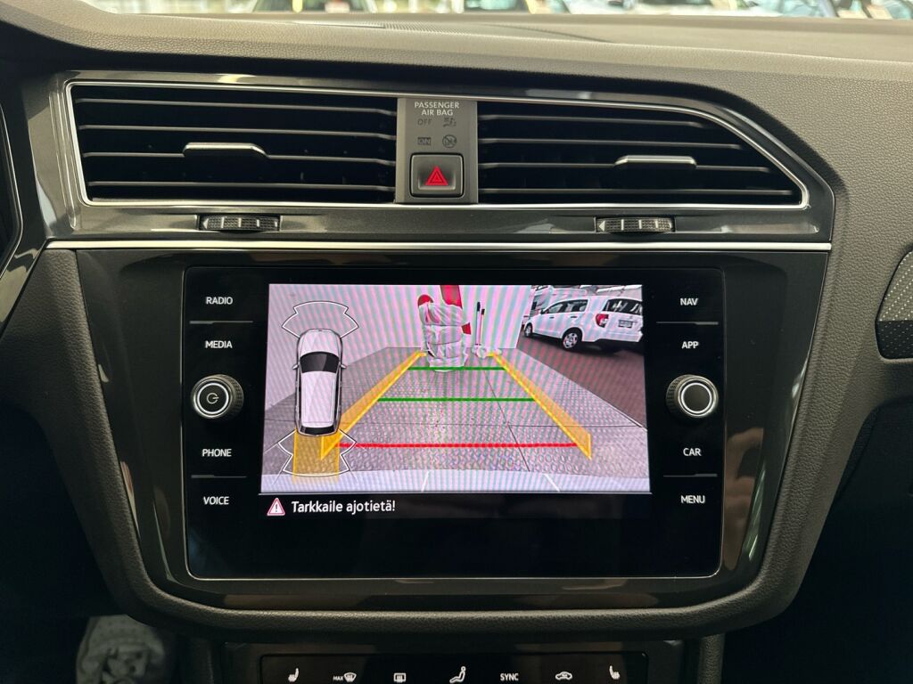 Volkswagen Tiguan 2022 Valkoinen