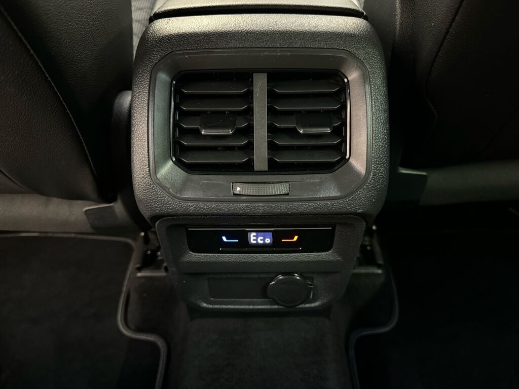 Volkswagen Tiguan 2022 Valkoinen