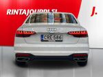 Audi A4 2022 Valkoinen