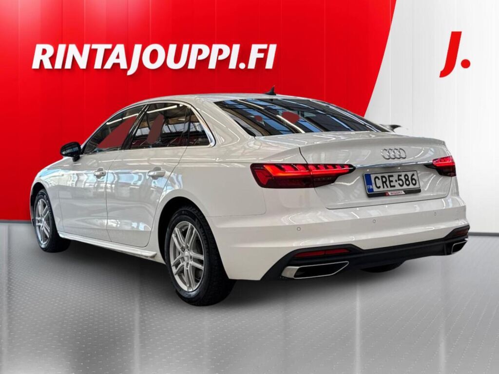 Audi A4 2022 Valkoinen