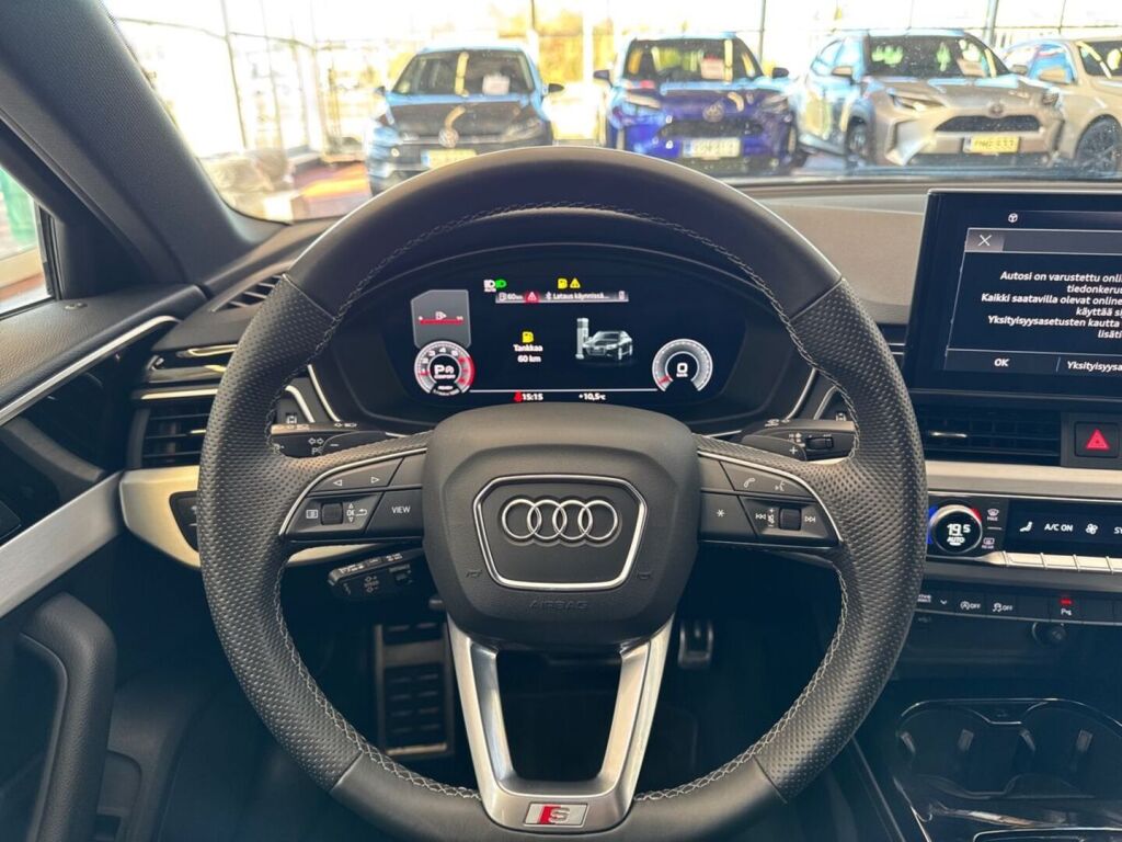 Audi A4 2022 Valkoinen