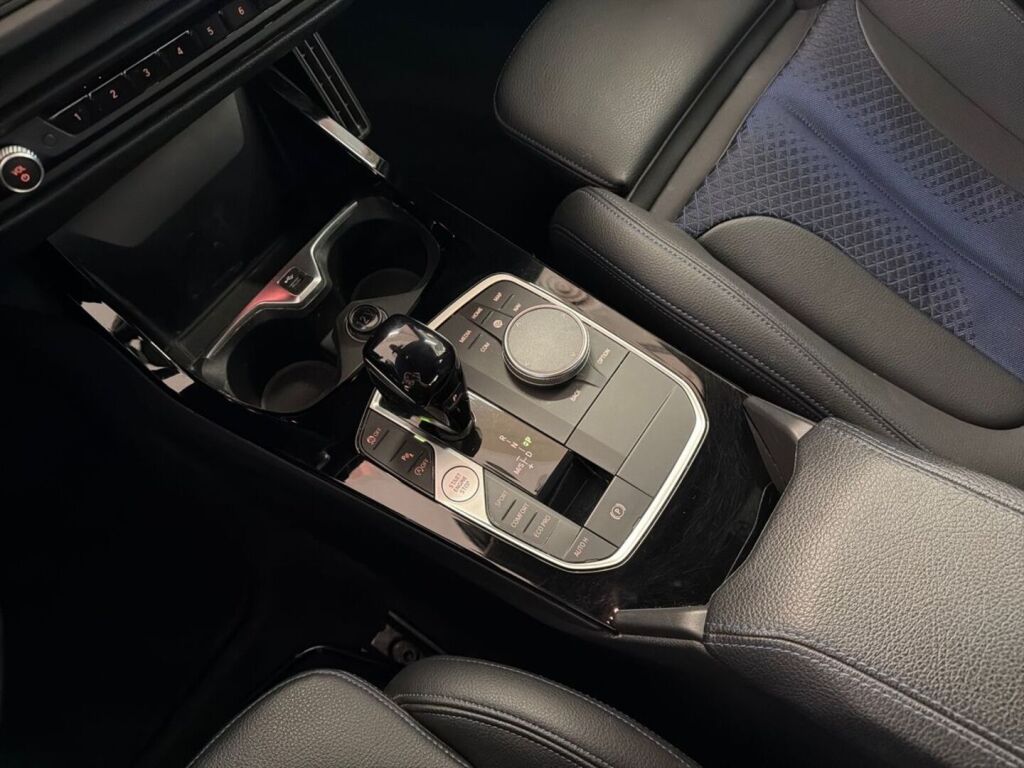 BMW 218 2022 Valkoinen