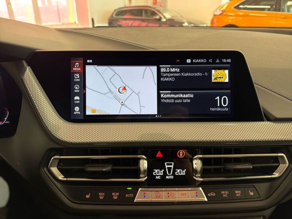 BMW 218 2022 Valkoinen