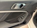 BMW 218 2022 Valkoinen