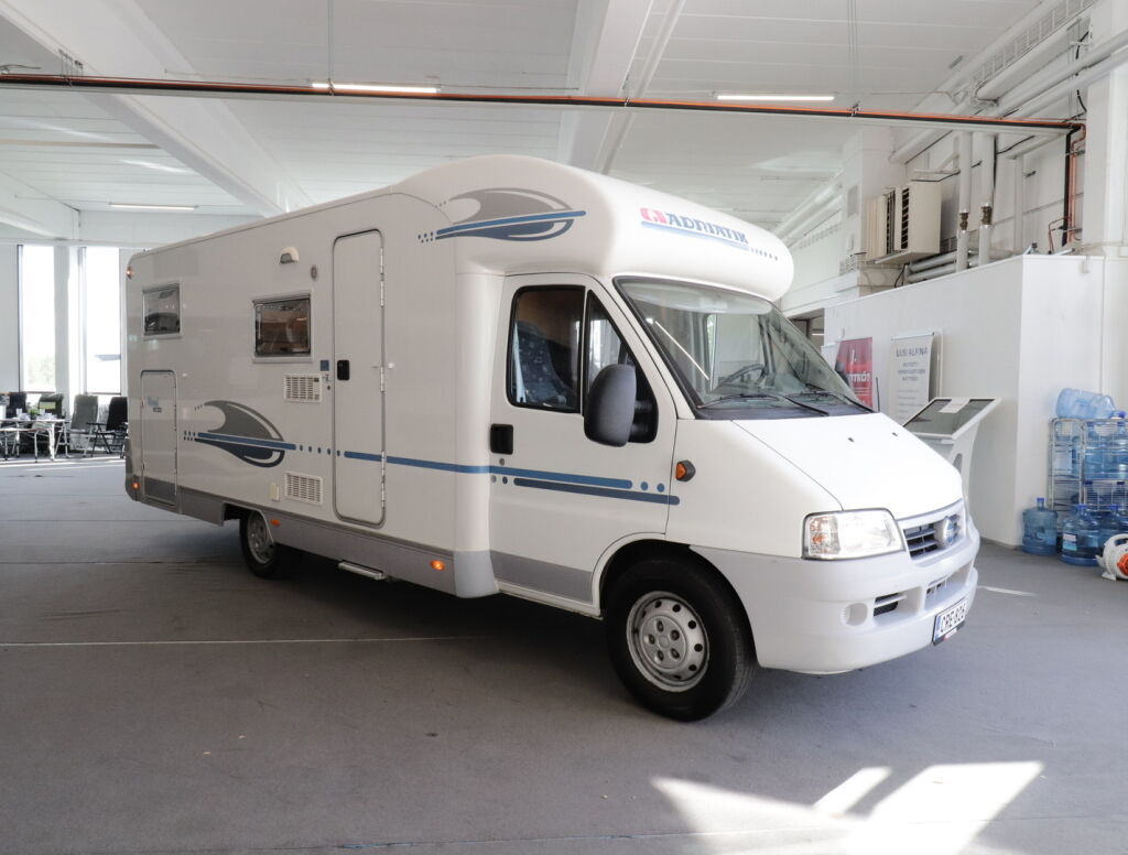 Adria Coral 660 SL 2005 9