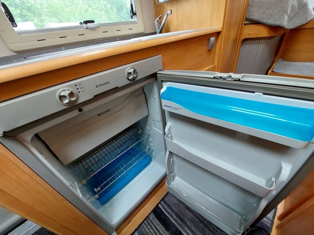 Adria Coral 660 SL 2005 9