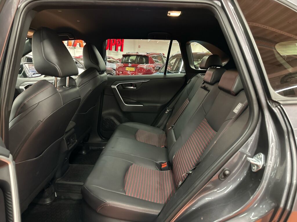 Toyota RAV4 Plug-in 2021 Harmaa