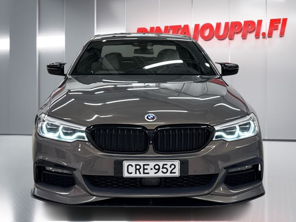 BMW 530 2019 Ruskea (beige)