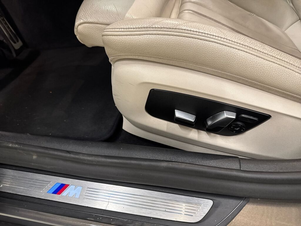 BMW 530 2019 Ruskea (beige)
