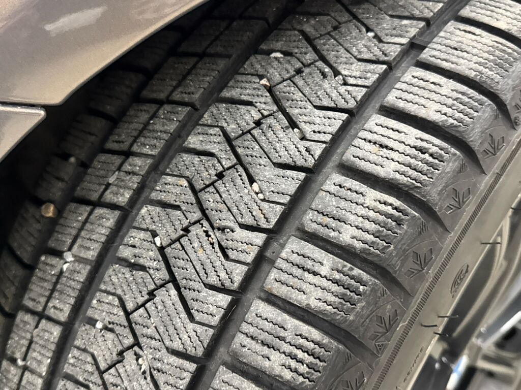 BMW 530 2019 Ruskea (beige)