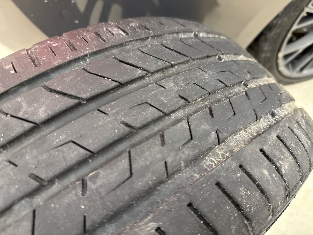 BMW 530 2019 Ruskea (beige)