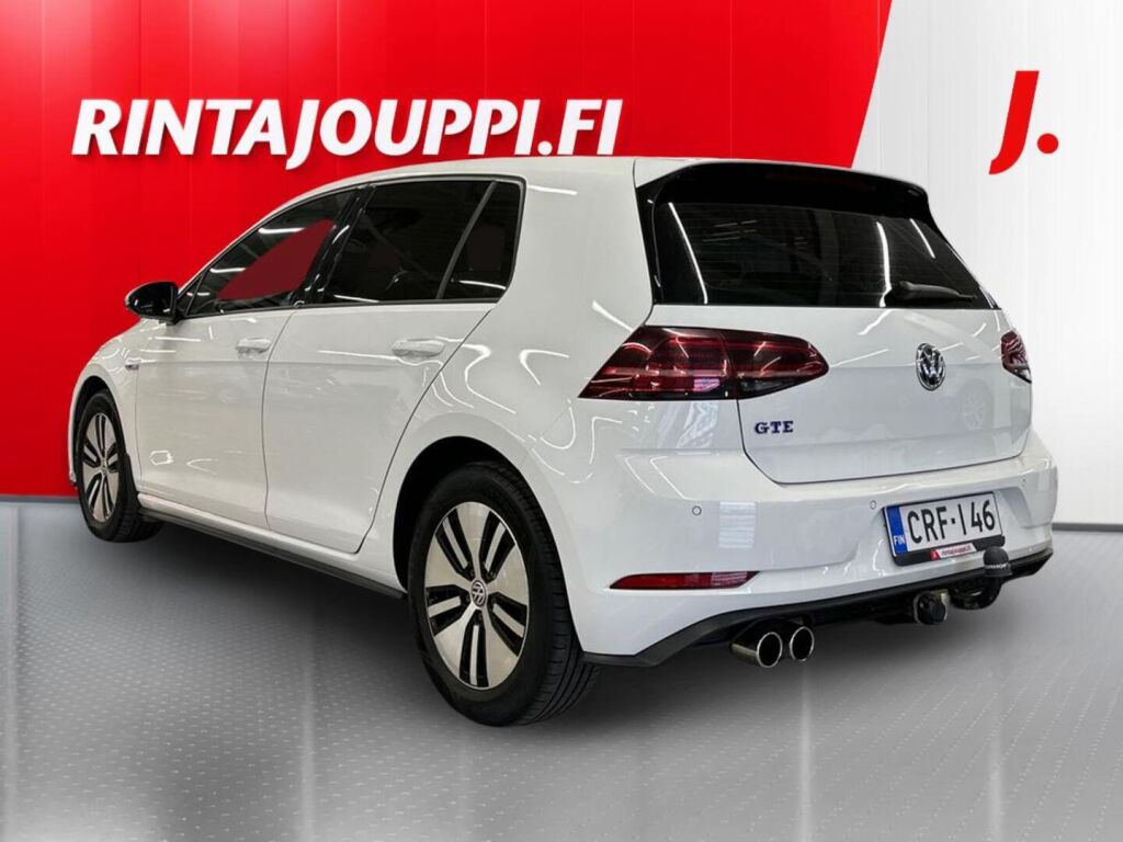 Volkswagen Golf 2019 Valkoinen