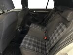 Volkswagen Golf 2019 Valkoinen
