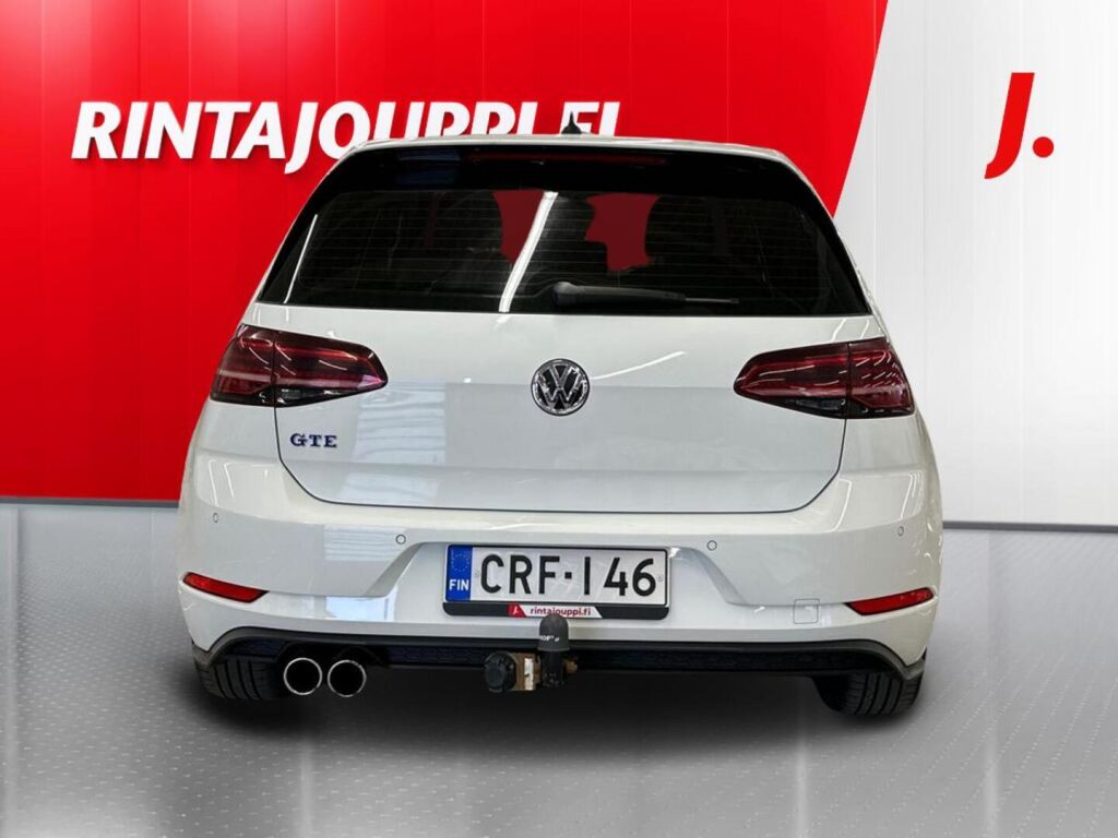 Volkswagen Golf 2019 Valkoinen