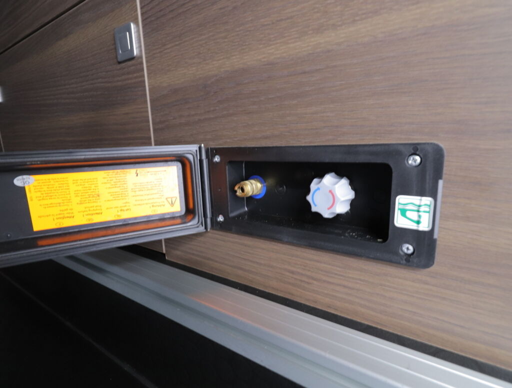 Adria Matrix Supreme 670 SL 2022 Harmaa