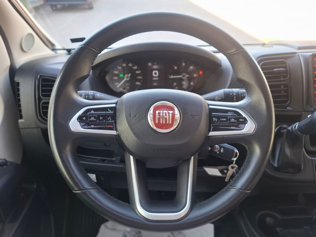 Adria Matrix Supreme 670 SL 2022 Harmaa