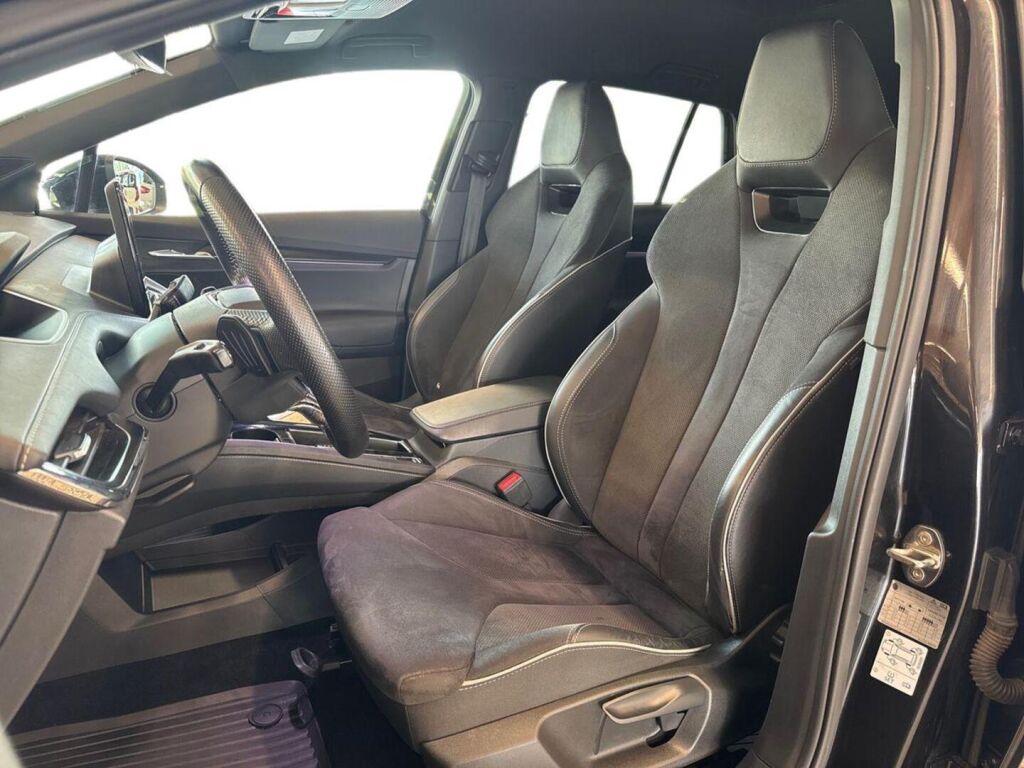 Skoda Enyaq 2022 Musta