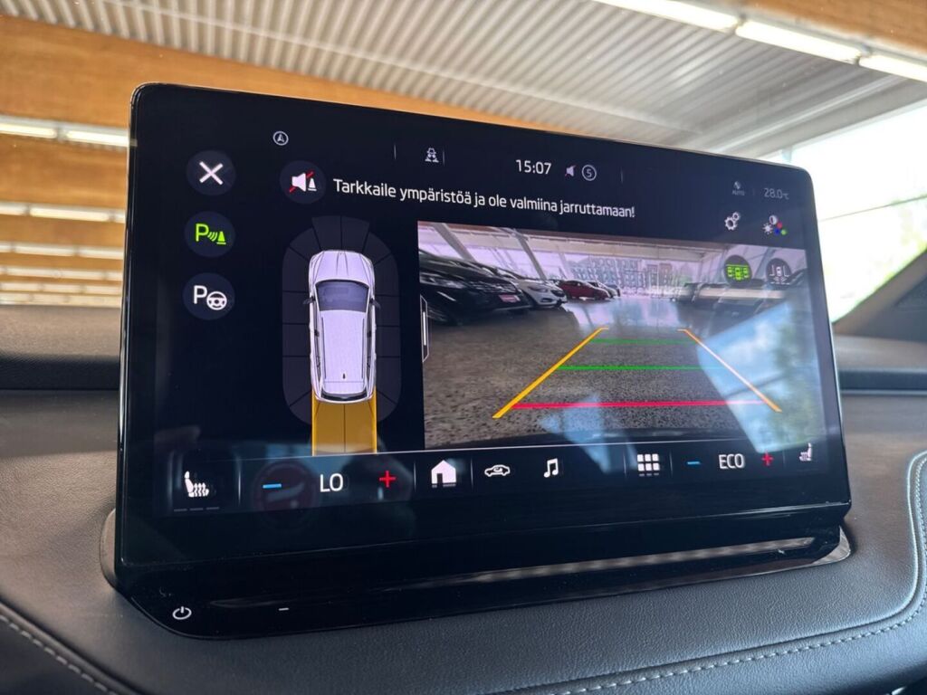 Skoda Enyaq 2022 Musta