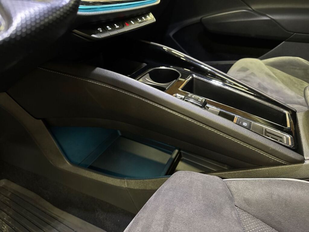 Skoda Enyaq 2022 Musta