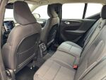 Volvo XC40 2022 Musta