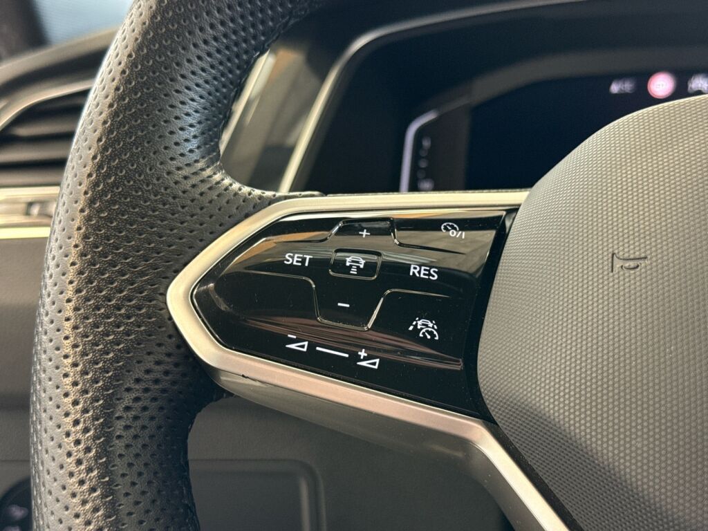 Volkswagen Tiguan 2022 Valkoinen