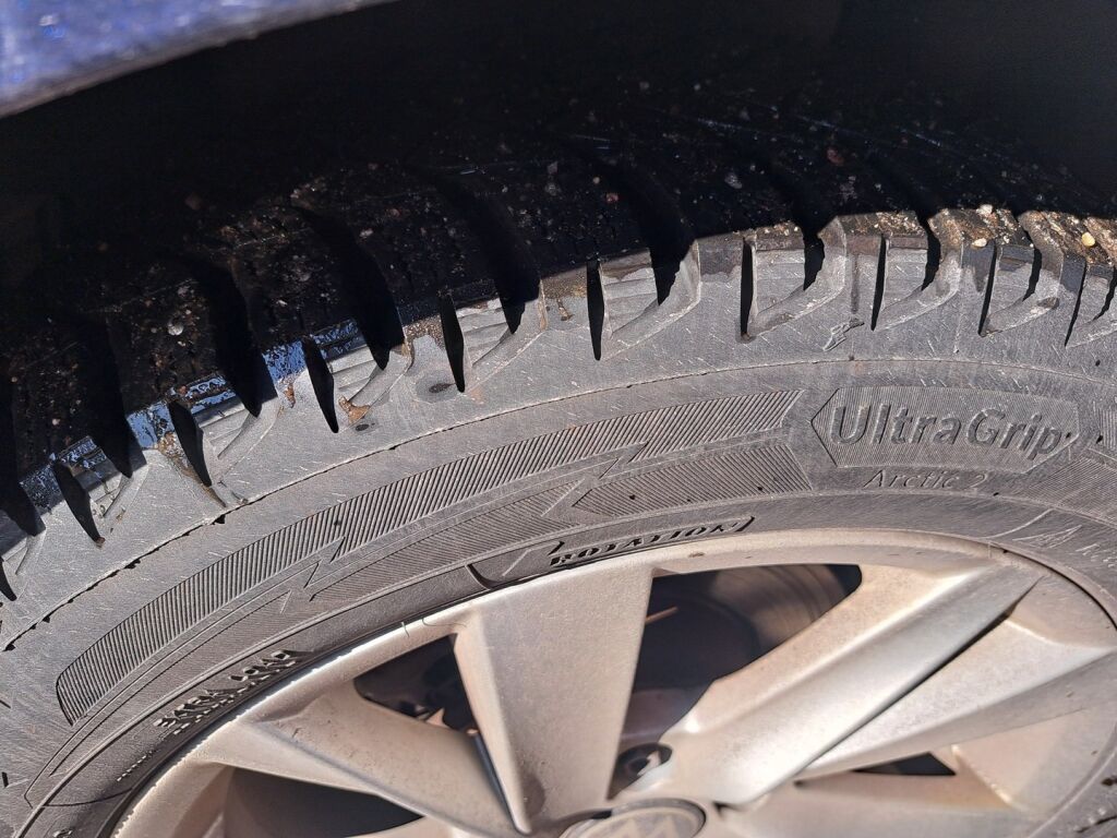 Volkswagen Golf 2022 Sininen