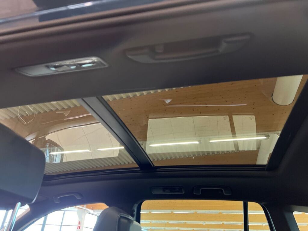 Volkswagen Tiguan 2022 Sininen