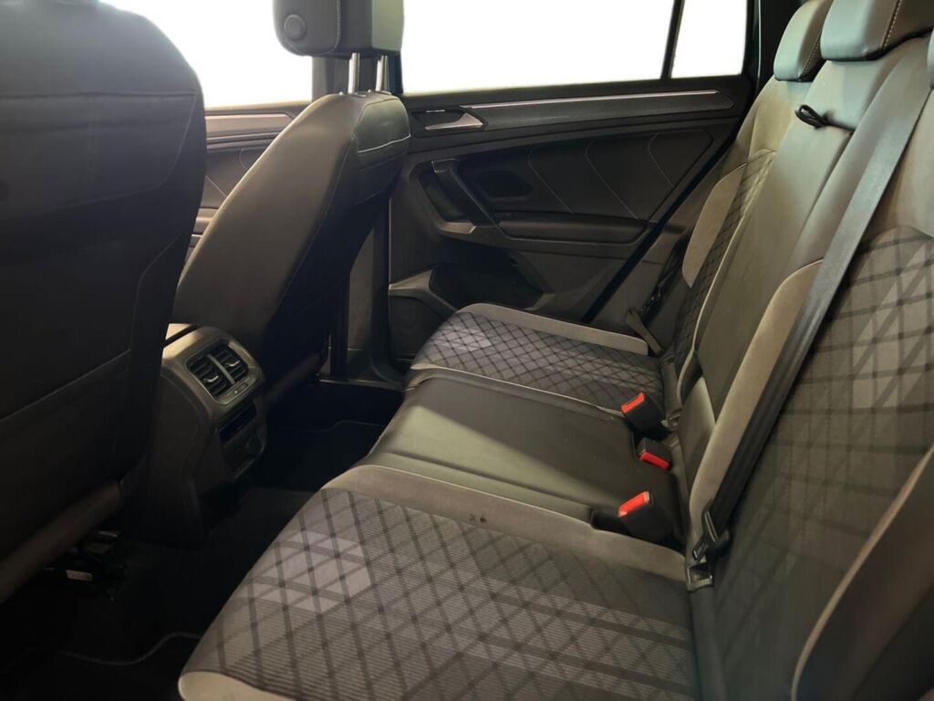 Volkswagen Tiguan 2022 Sininen