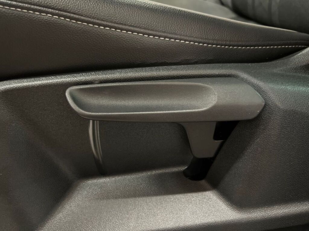 Volkswagen Tiguan 2022 Sininen